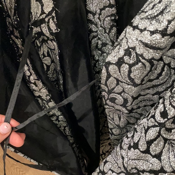 70's Wrap Dress - Picture 6 of 15